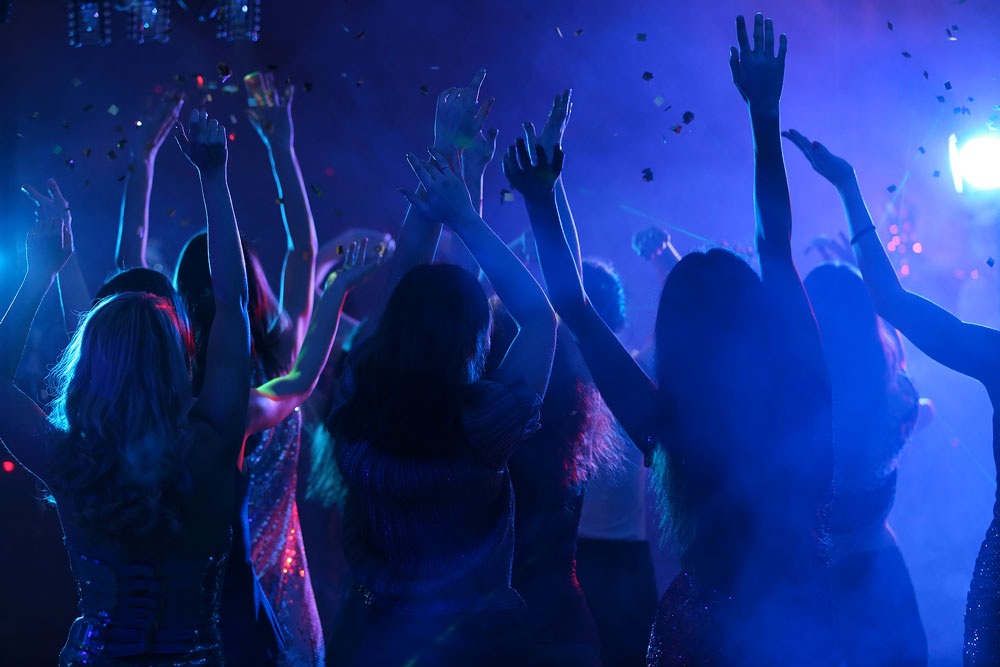 12+ Late Night Clubs Near Me With Best Music And Drinks