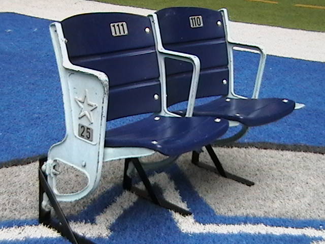 Cowboys Stadium: Seats 80,000 Fans Cowboys Stadium: Seats 80,000 Fans