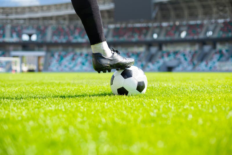 Feet In Football Field: Optimize Your Positioning
