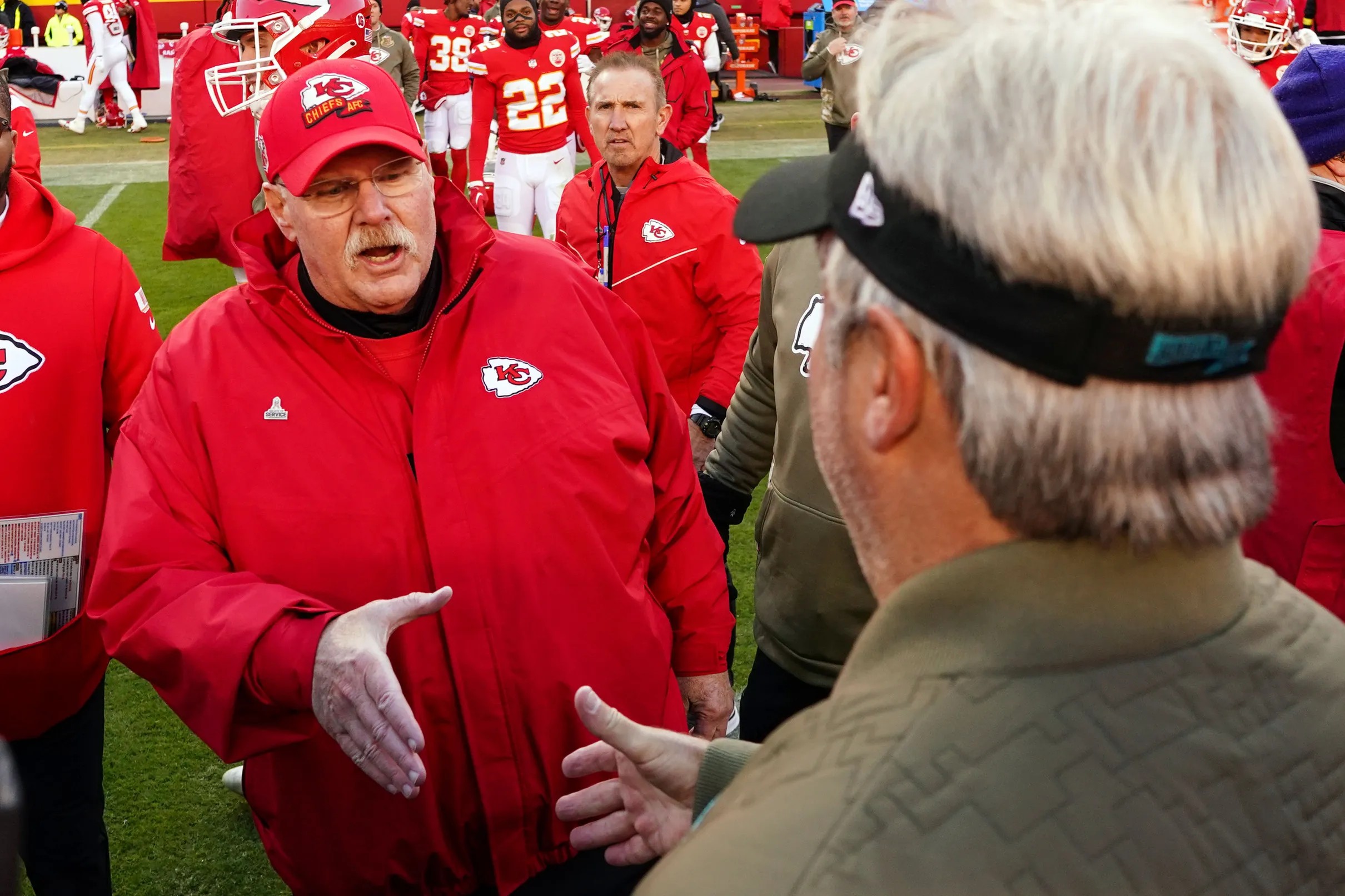 How Do Jaguars Stop Chiefs' Offense? Winning Strategy