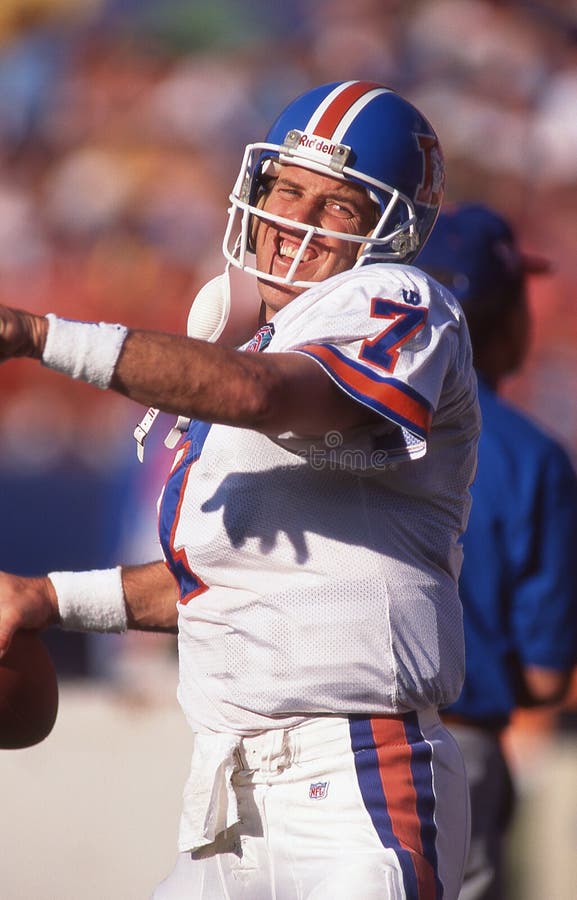 John Elway: Mastering Quarterback Techniques