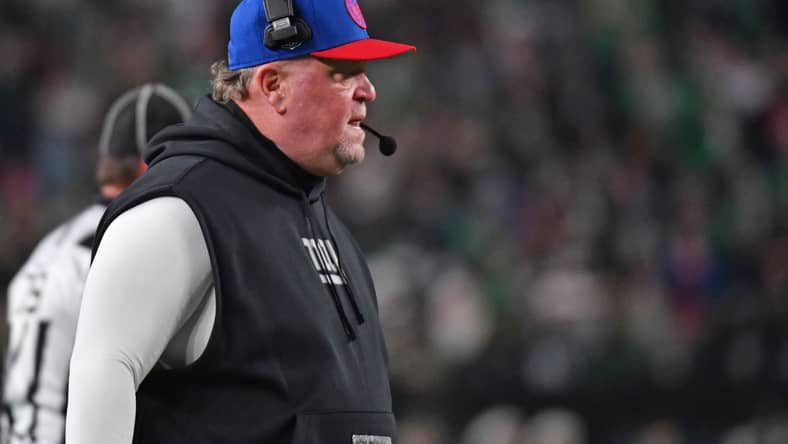 Los Angeles Rams Defensive Coordinator: Expert Strategies Revealed