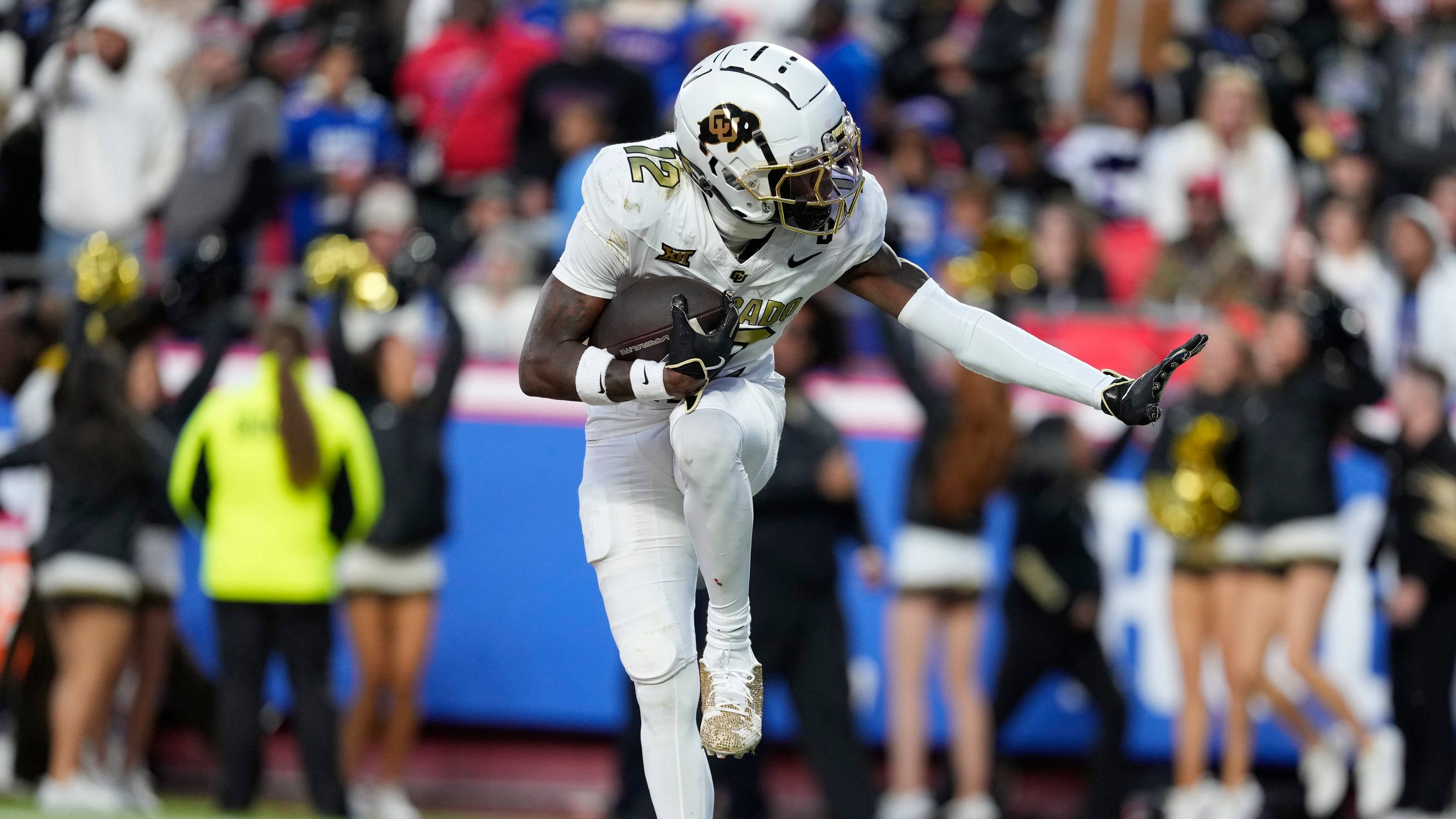 What Are Travis Hunter's Heisman Chances? Expert Predictions