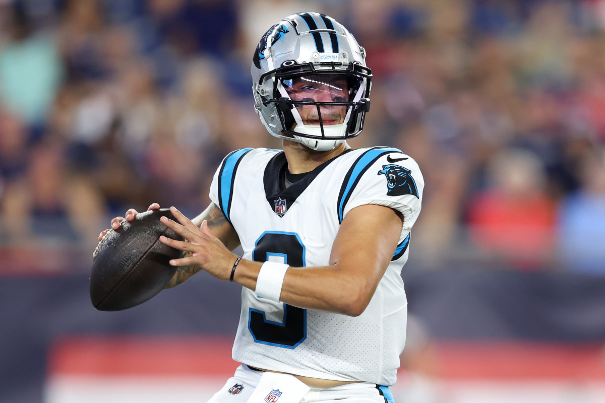 Who Is The Carolina Panthers Qb