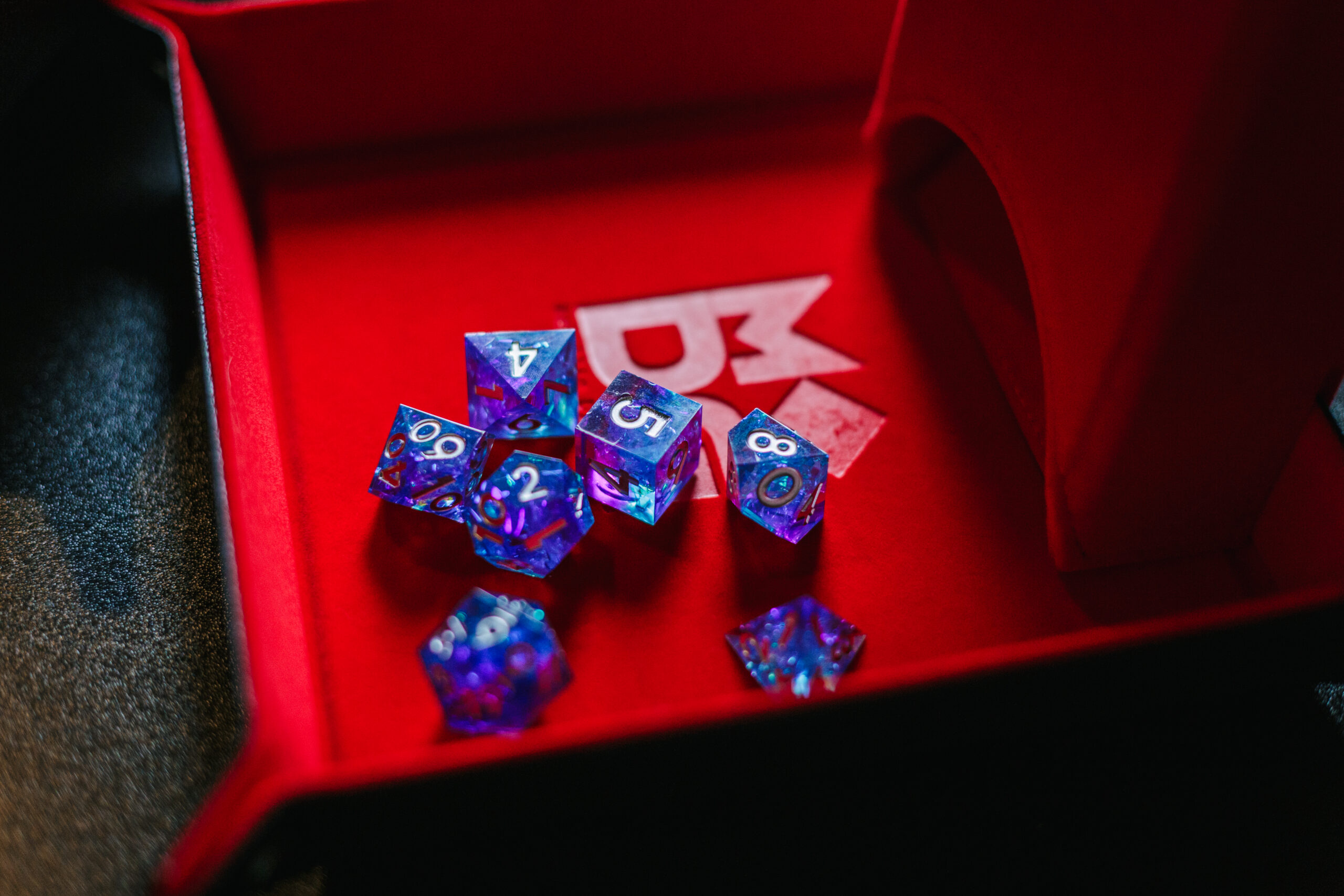 Yes No Dice Guide: Make Quick Life Choices